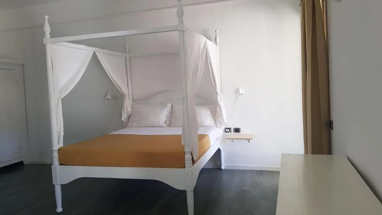 Le Sirene Hotel Portisco