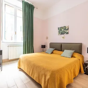  Bed & Breakfast Domus Castroni Scipioni Italy